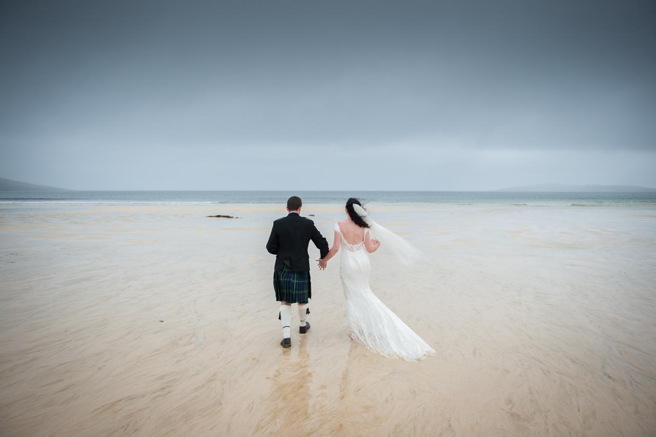 beautiful deserted borve beach on isle of Harris wedding