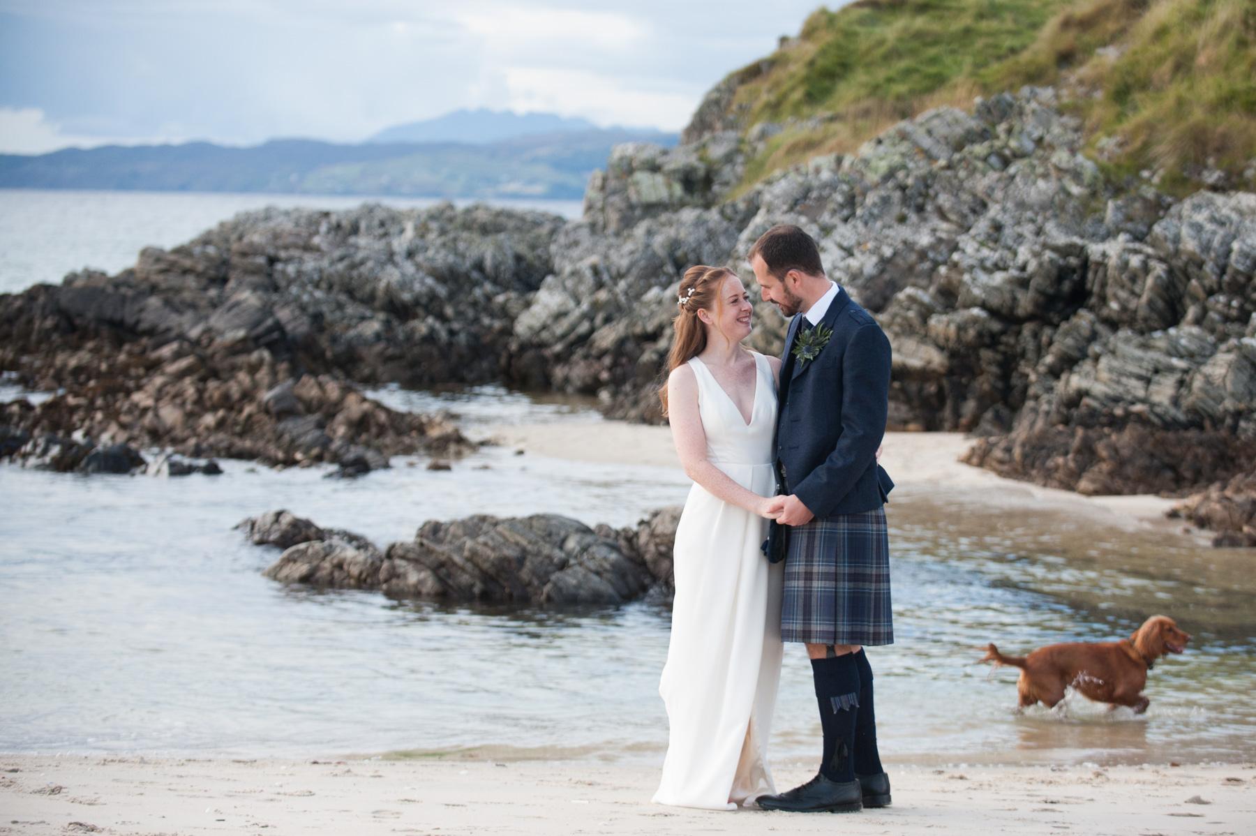 wedding in morar on the beach in the Scottish Highland weddings