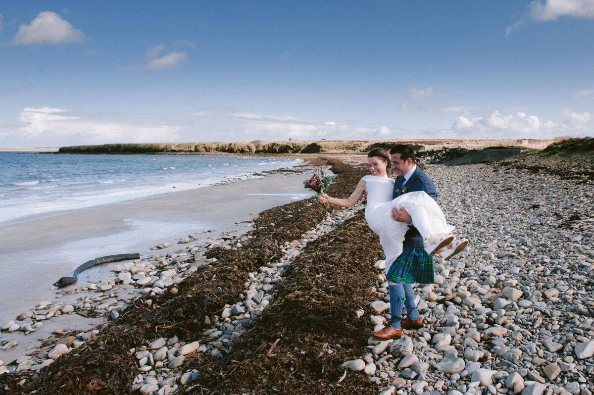 orkney wedding photography on beach 